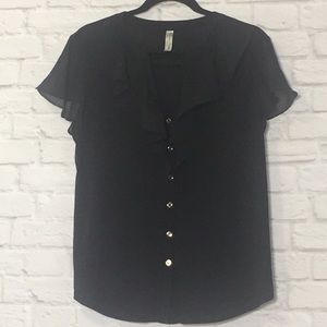 Black short sleeve top w/ ruffles